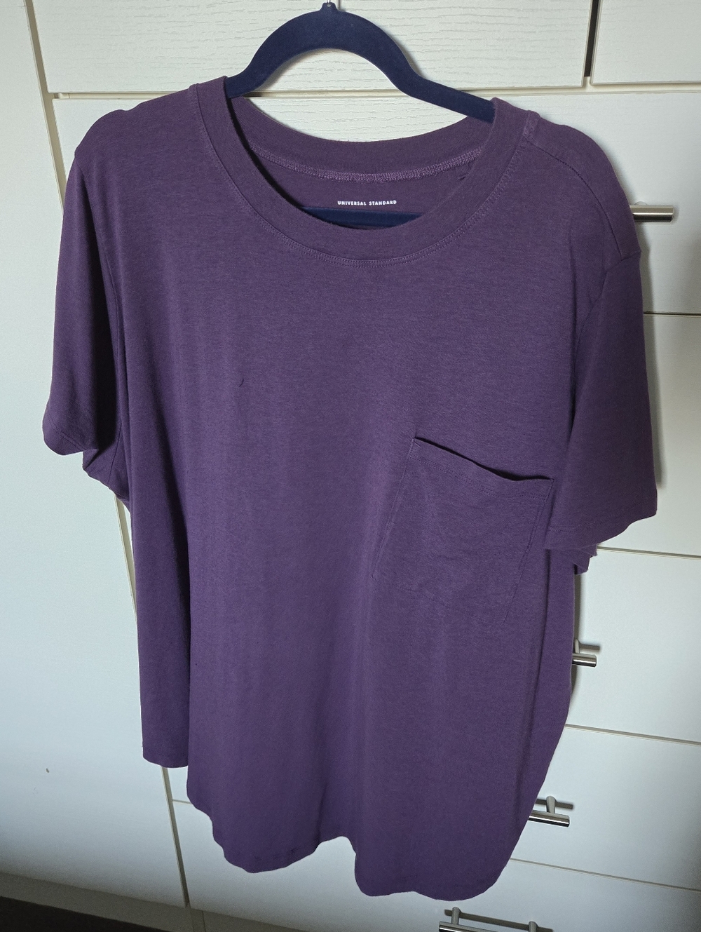 L Universal Standard Women's Purple T-Rex Short-Sleeve Tee With Pocket